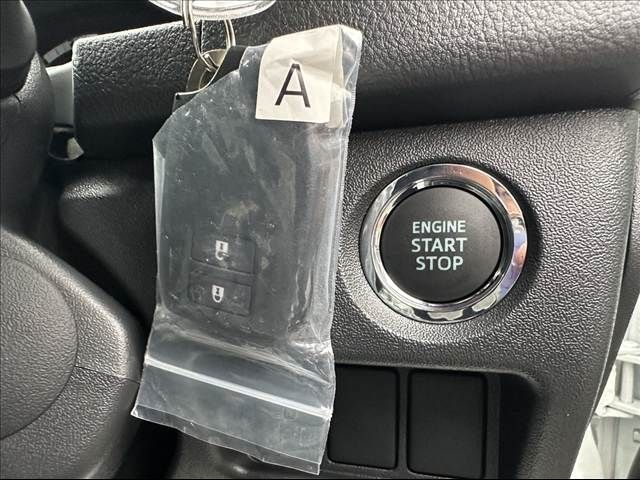 TOYOTA HIACE van 4WD 2025