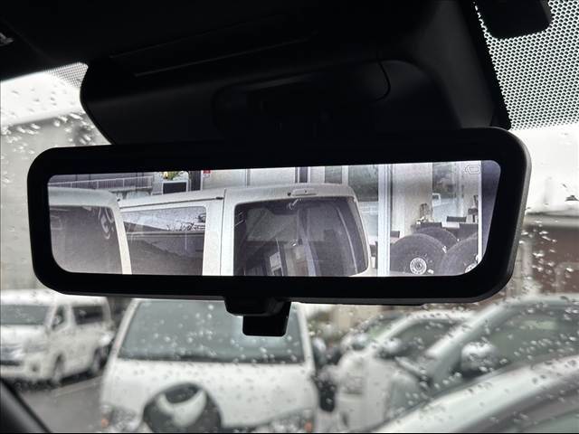 TOYOTA HIACE van 4WD 2025