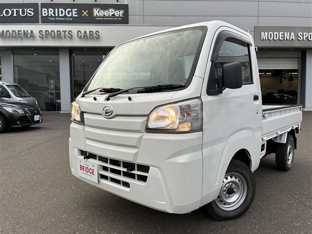 DAIHATSU HIJET truck 4WD 2017