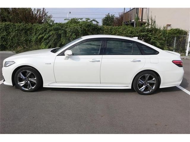 TOYOTA CROWN sedan hybrid 2018