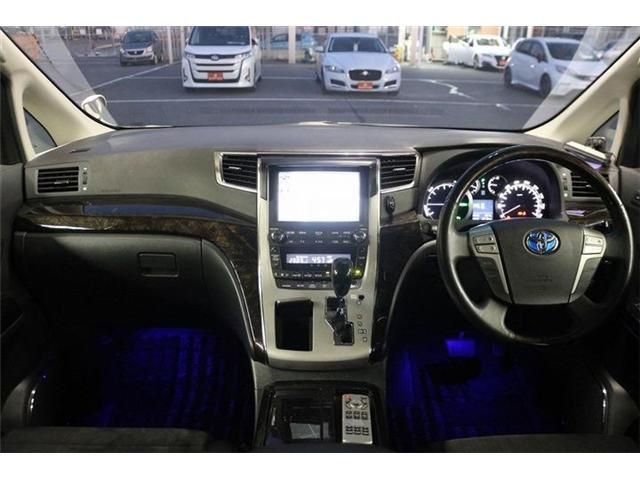 TOYOTA VELLFIRE  HYBRID 4WD 2012