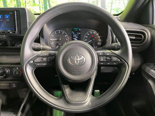 TOYOTA YARIS 2024