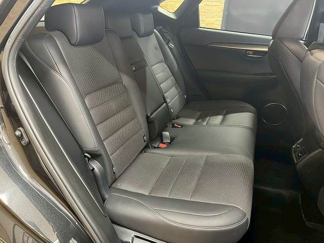 TOYOTA LEXUS NX300 2020