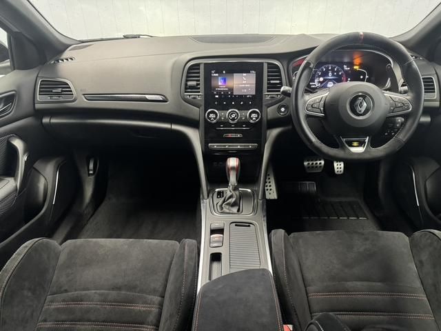 RENAULT RENAULT MEGANE hatchback 2022