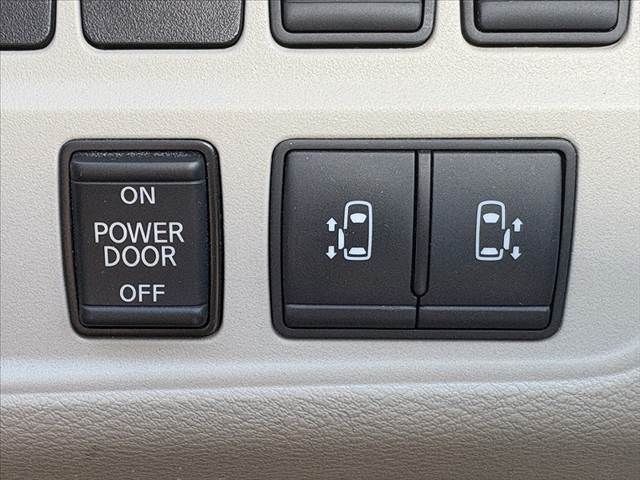 NISSAN SERENA  S-HYBRID 2018