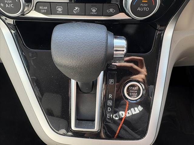 NISSAN SERENA  S-HYBRID 2018