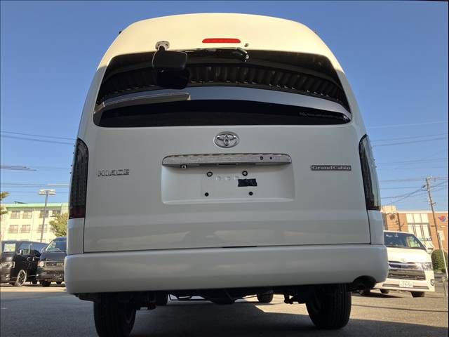 TOYOTA HIACE wagon 2018