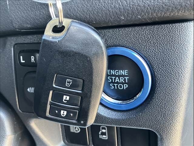 TOYOTA HIACE wagon 2018