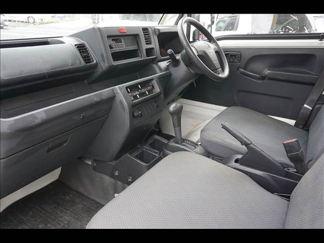 SUBARU SAMBAR truck 4WD 2016