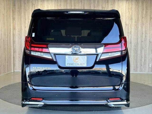 TOYOTA ALPHARD 2015