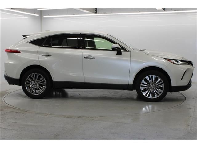 TOYOTA HARRIER 2WD 2020