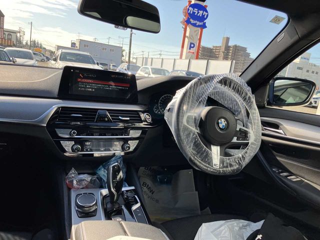 BMW BMW 5series sedan 2019