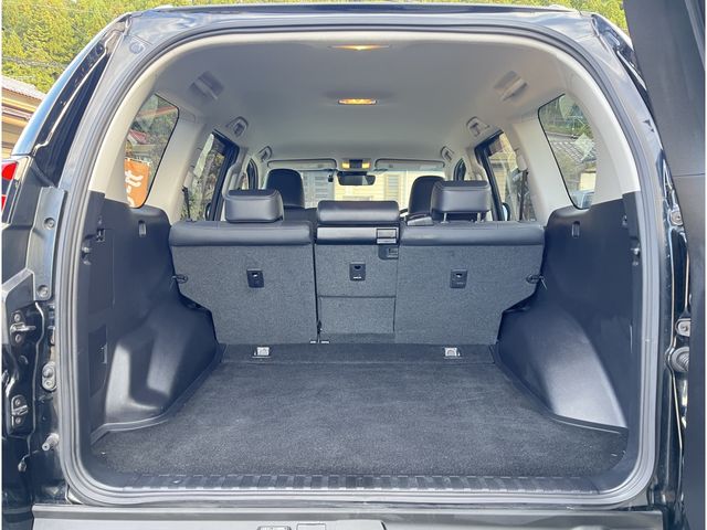 TOYOTA LANDCRUISER PRADO 2021