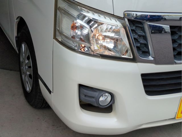 NISSAN NV350 CARAVAN 2015