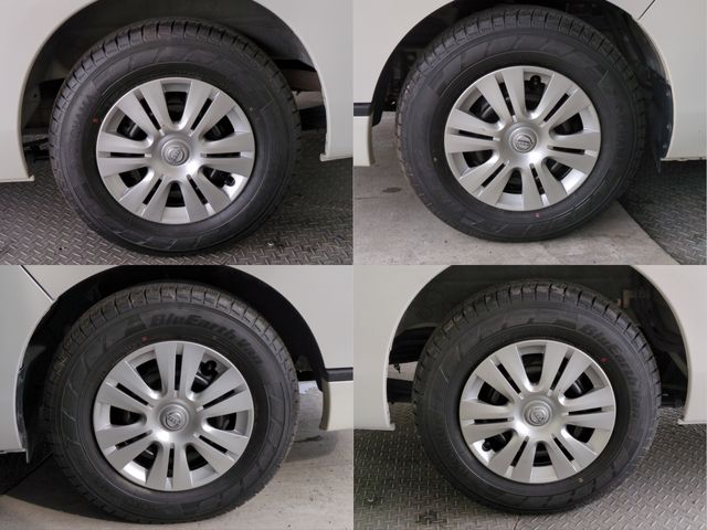 NISSAN NV350 CARAVAN 2015