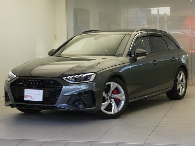 AUDI AUDI A4 AVANT 2022