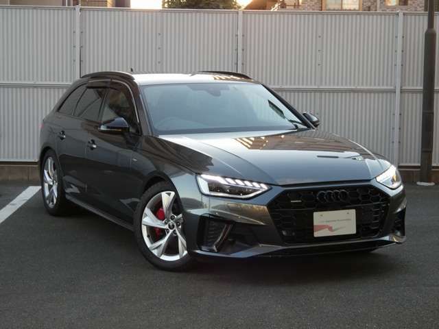 AUDI AUDI A4 AVANT 2022