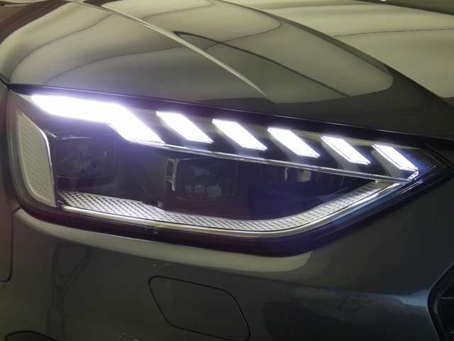 AUDI AUDI A4 AVANT 2022