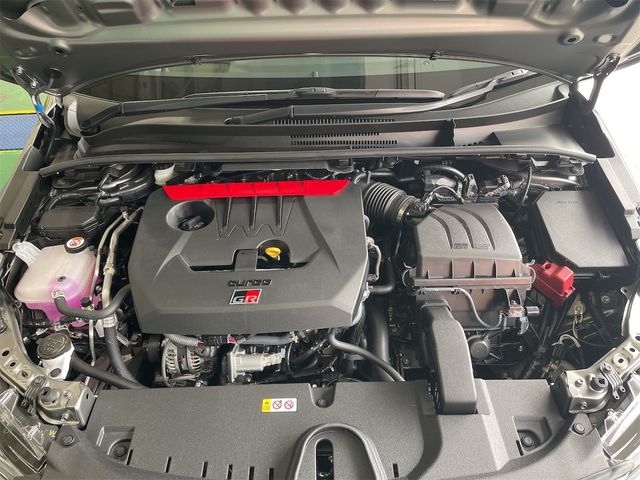 TOYOTA GR COROLLA 2025