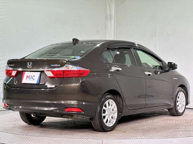 HONDA GRACE HYBRID 2015