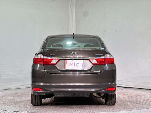 HONDA GRACE HYBRID 2015