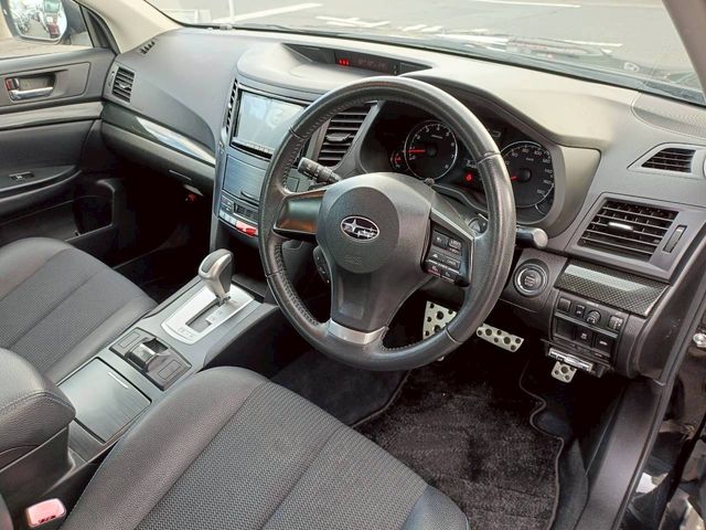 SUBARU LEGACY B4 2013