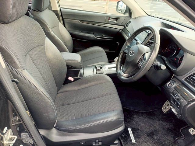 SUBARU LEGACY B4 2013