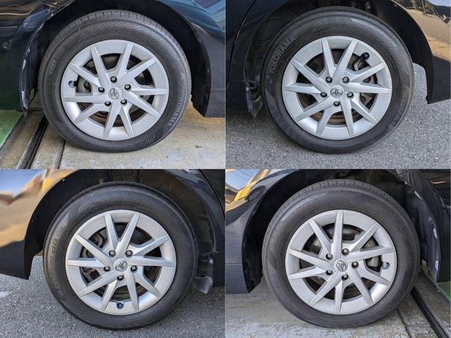 TOYOTA PRIUS Alpha 2015