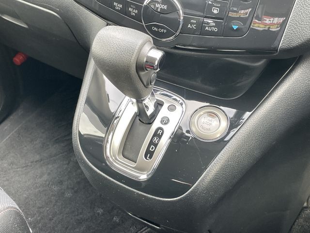 NISSAN SERENA  S-HYBRID 2013