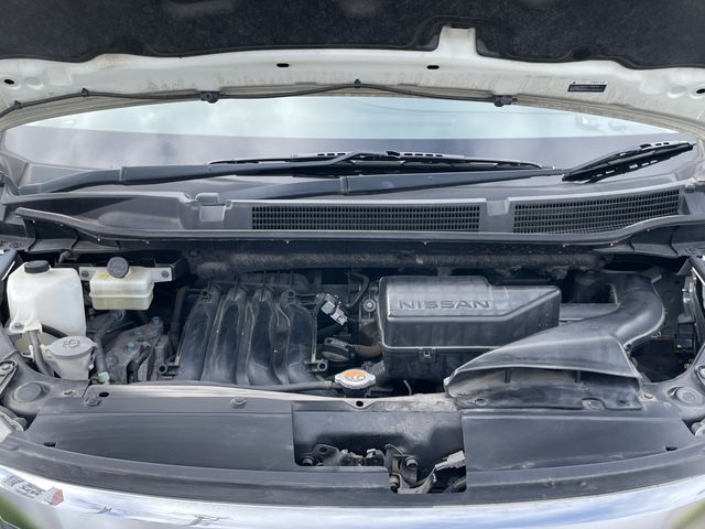 NISSAN SERENA  S-HYBRID 2013
