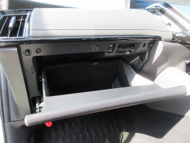 TOYOTA CROWN sedan hybrid 4WD 2019