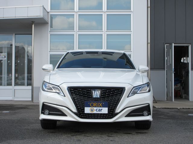 TOYOTA CROWN sedan hybrid 4WD 2019