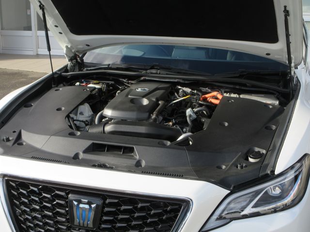 TOYOTA CROWN sedan hybrid 4WD 2019