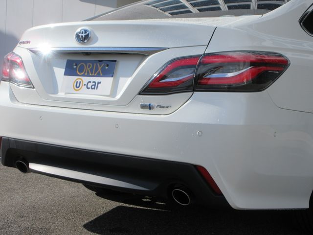 TOYOTA CROWN sedan hybrid 4WD 2019