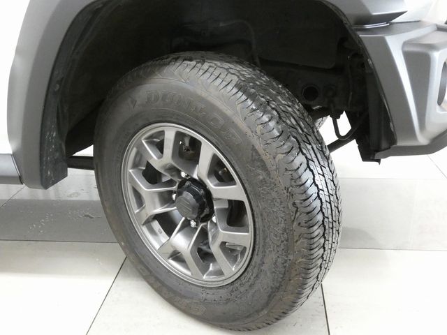 SUZUKI JIMNY SIERRA 2023