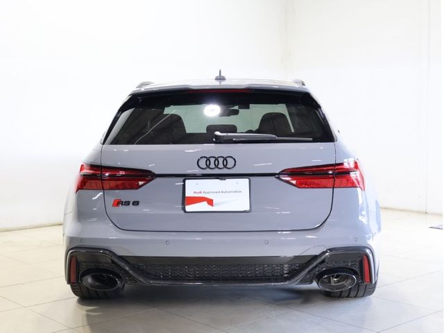 AUDI AUDI RS6 AVANT 2025