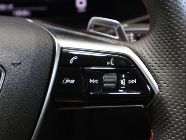 AUDI AUDI RS6 AVANT 2025