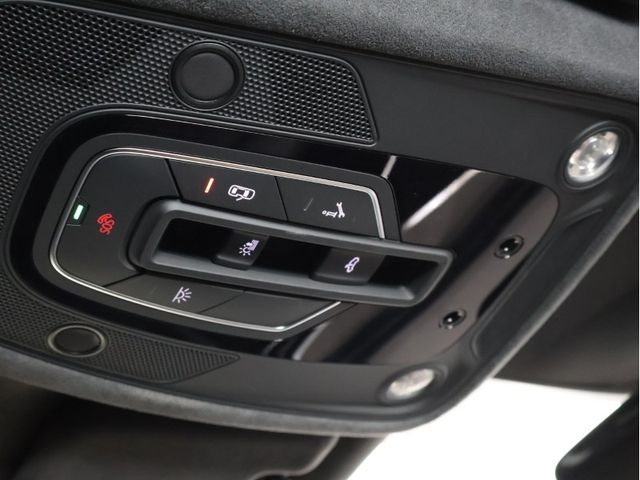 AUDI AUDI RS6 AVANT 2025