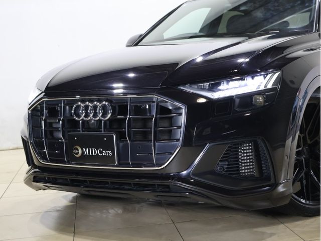 AUDI AUDI Q8 2019