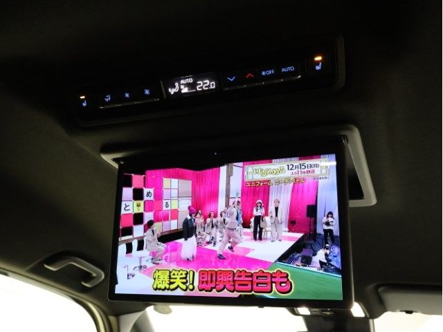 TOYOTA VOXY HYBRID 4WD 2024