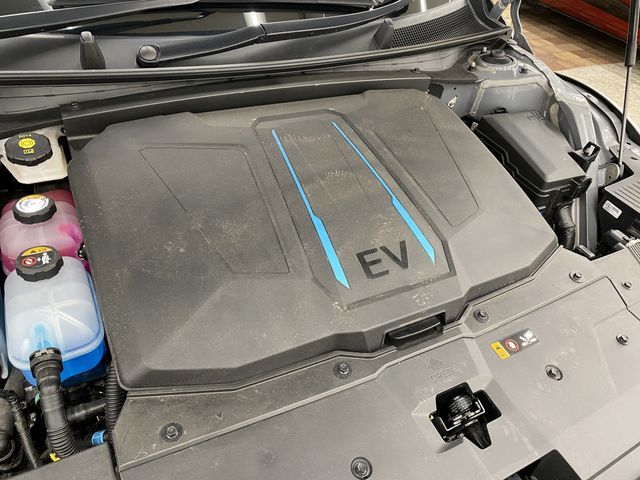 HYUNDAI HYUNDAI IONIQ 5 2023