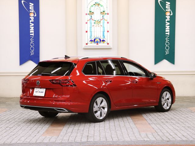 VOLKSWAGEN VOLKSWAGEN GOLF VARIANT 2022