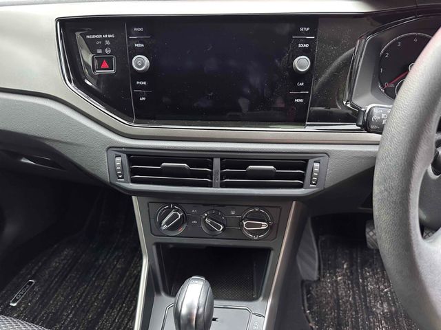 VOLKSWAGEN VOLKSWAGEN POLO 2018