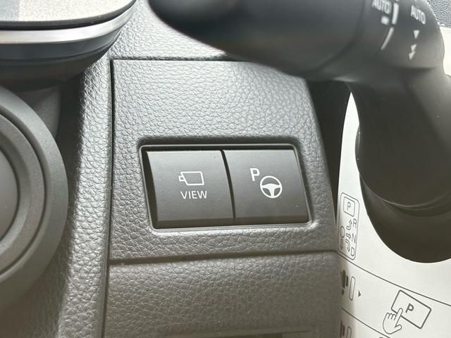 TOYOTA PRIUS PHV 2023