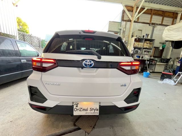 TOYOTA RAIZE HYBRID 2025