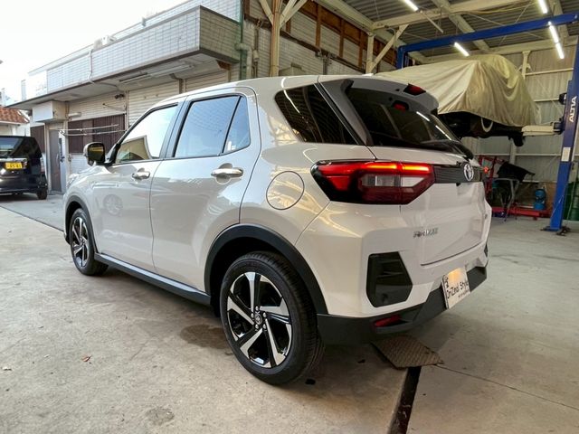 TOYOTA RAIZE HYBRID 2025