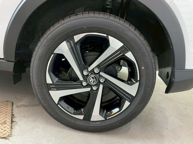 TOYOTA RAIZE HYBRID 2025