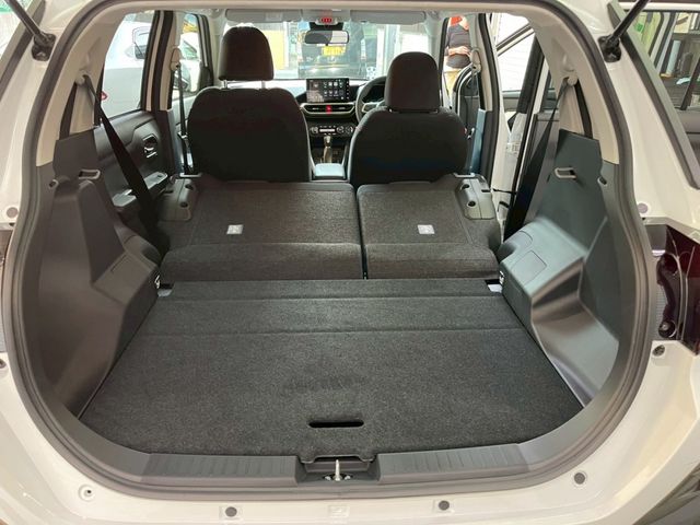 TOYOTA RAIZE HYBRID 2025