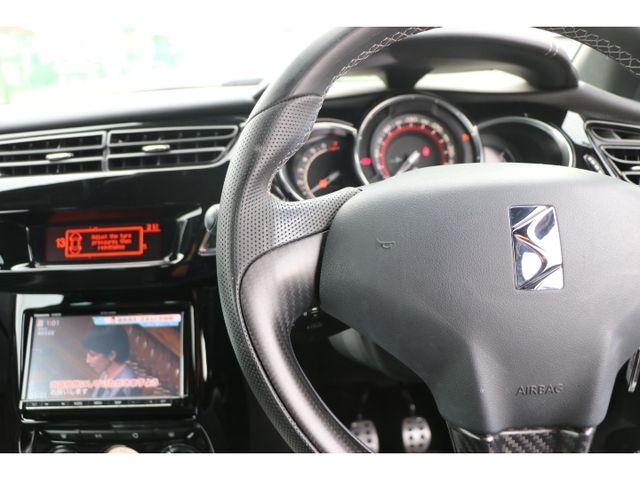 CITROEN CITROEN DS3 2017