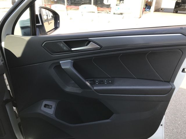 VOLKSWAGEN VOLKSWAGEN TIGUAN 2019